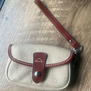 Dooney & Bourke wristlet wallet
